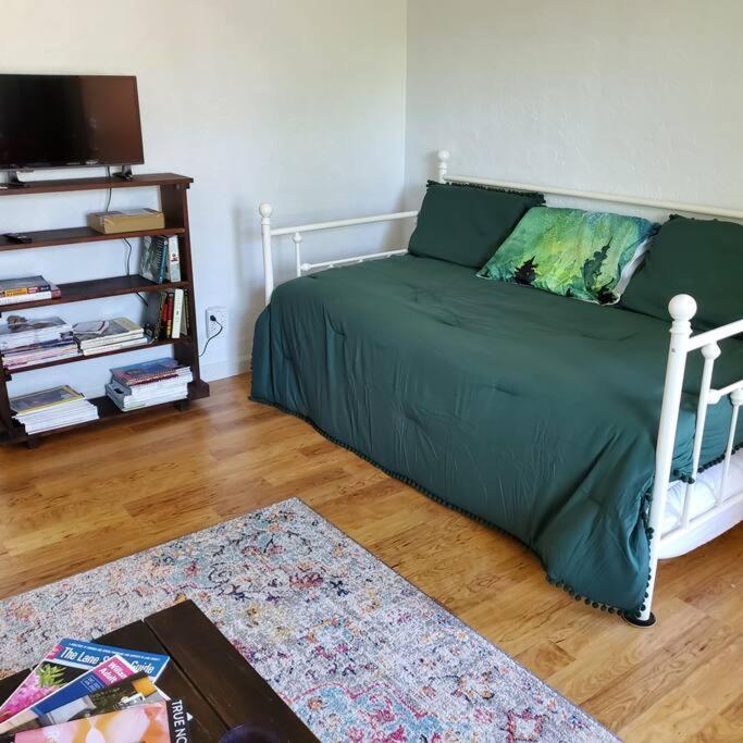 Holiday home Sweet 2 Bedroom Close To U Of Oregon & Track! *