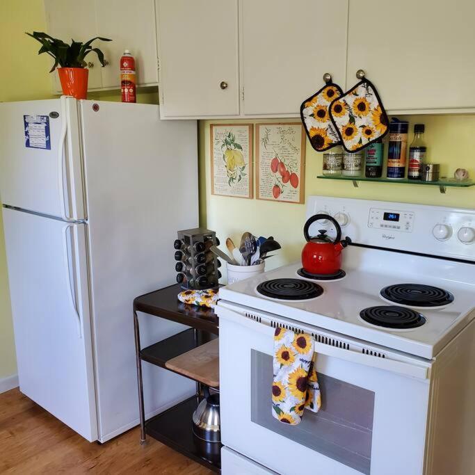 Sweet 2 Bedroom Close To U Of Oregon & Track! Holiday home